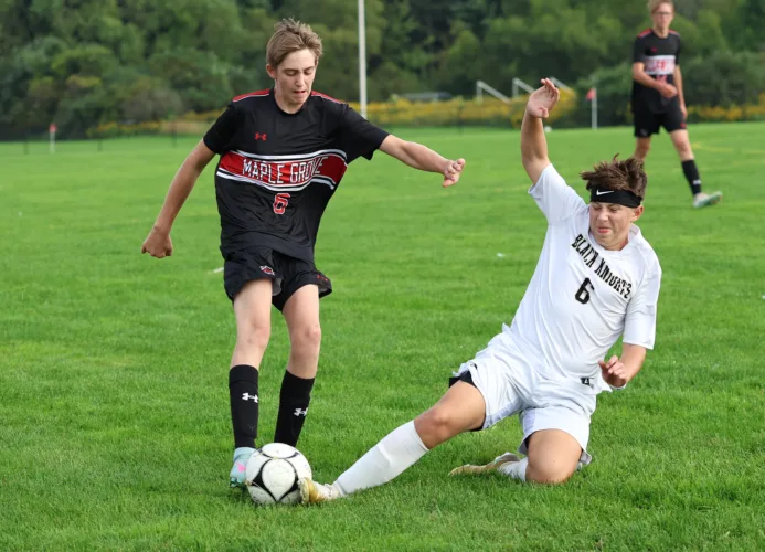 Black Knights edge Maple Grove